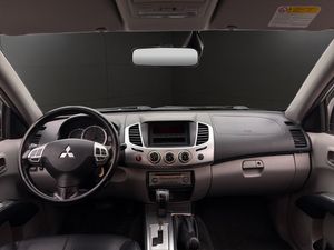 Mitsubishi L200 bild 15