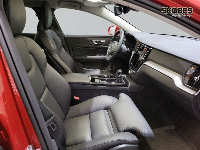 Volvo V60 bild 12