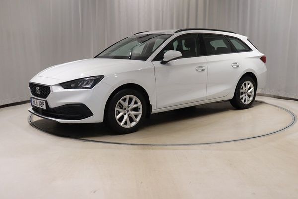 Seat Leon Sportstourer 1.5 eTSI 115hk Aut Drag Värmare Senso - 2025