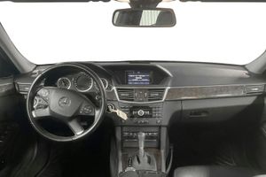 Mercedes E250 bild 6