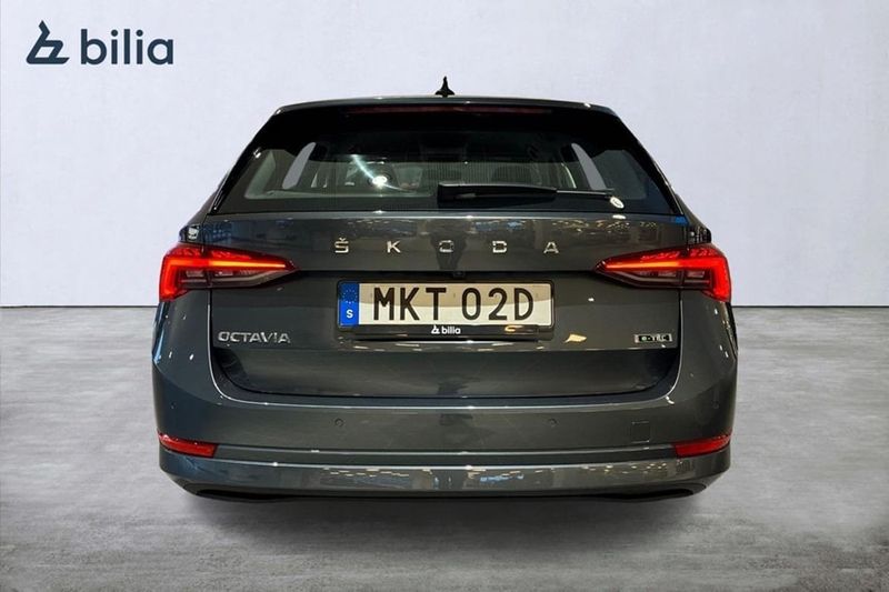 Skoda Octavia bild 8
