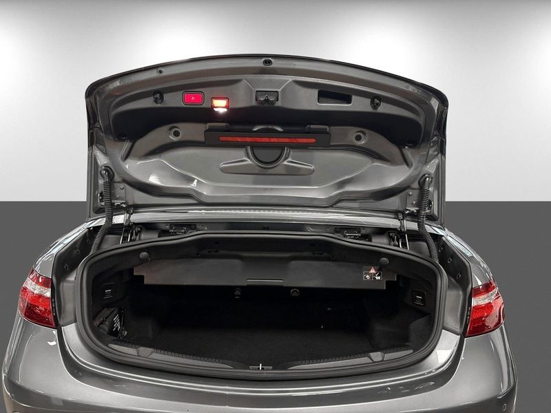 Mercedes E200 bild 8