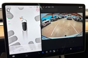 Tesla Model 3 bild 15