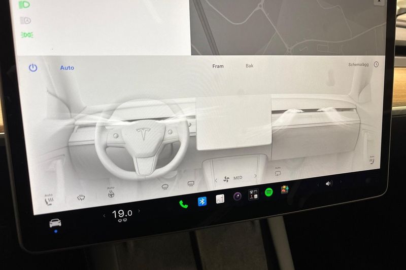 Tesla Model 3 bild 16
