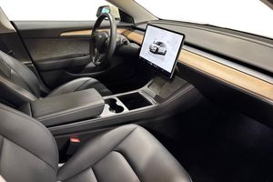 Tesla Model 3 bild 20