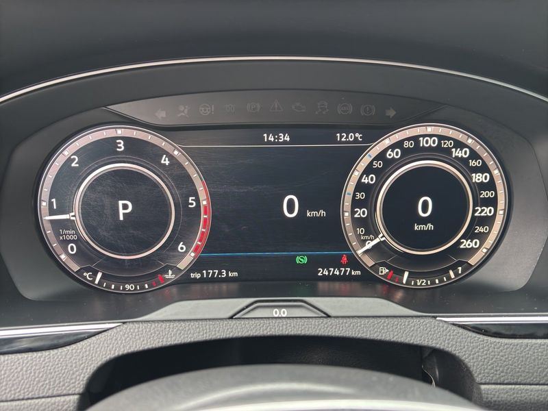 Volkswagen Passat bild 15