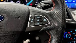 Ford Kuga bild 20