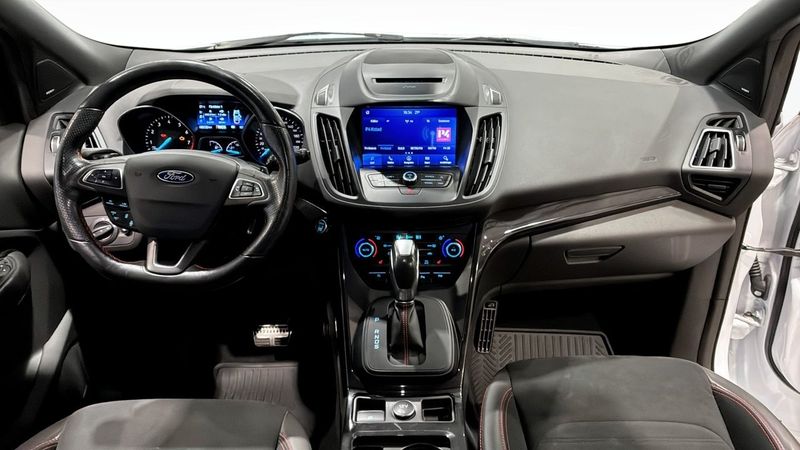 Ford Kuga bild 8