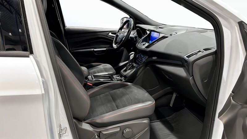Ford Kuga bild 7