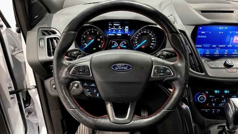 Ford Kuga bild 18