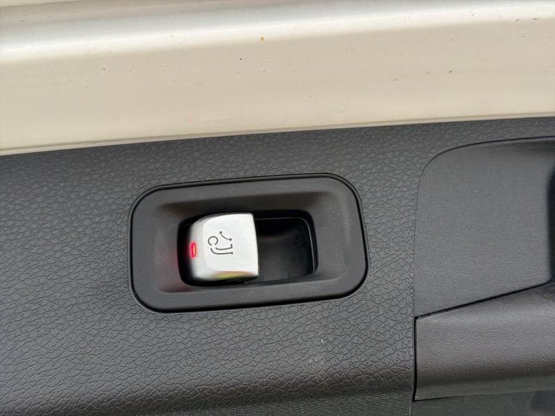 Mercedes E200 bild 10
