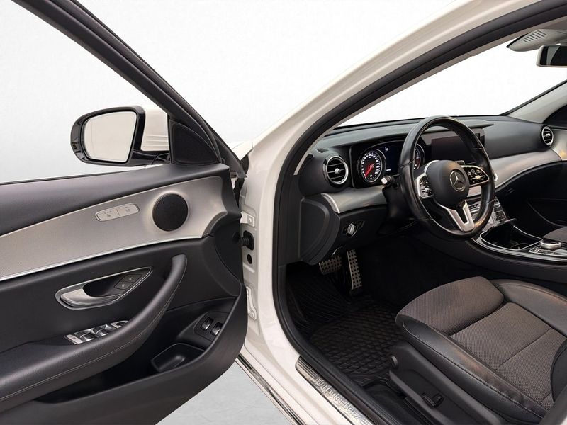 Mercedes E200 bild 13