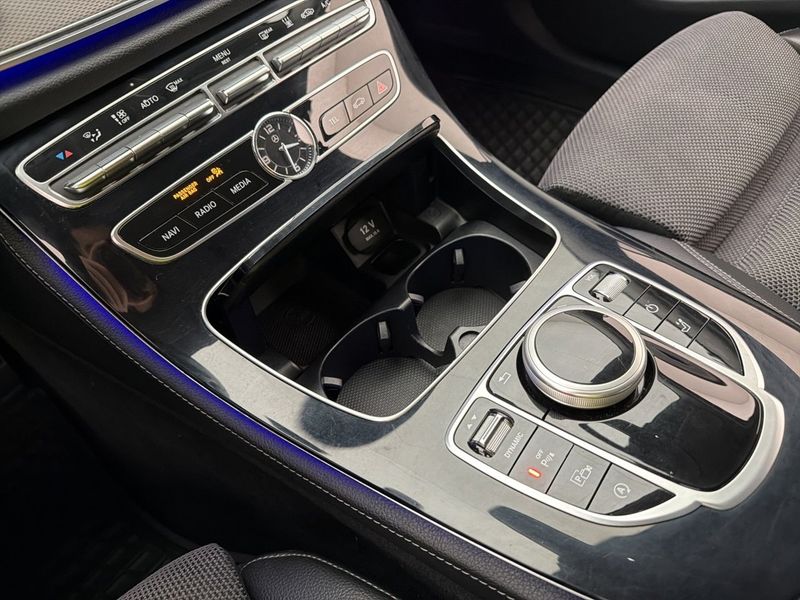 Mercedes E200 bild 30