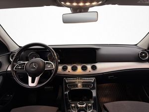 Mercedes E200 bild 17