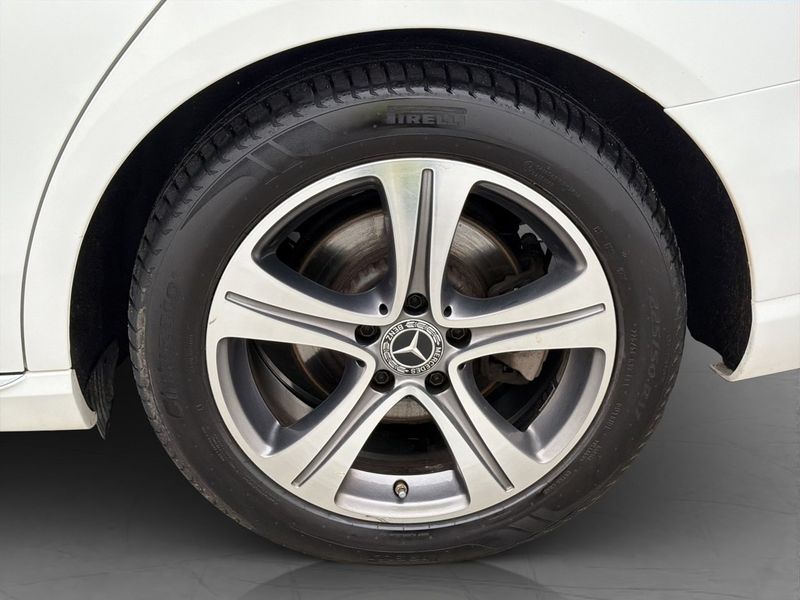 Mercedes E200 bild 35