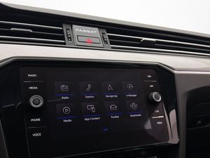 Volkswagen Passat bild 23