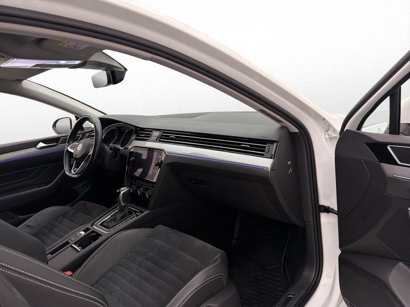 Volkswagen Passat bild 31