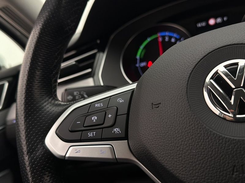 Volkswagen Passat bild 17
