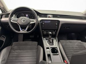 Volkswagen Passat bild 15