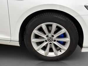 Volkswagen Passat bild 38