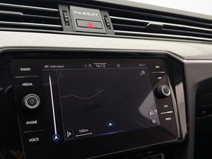 Volkswagen Passat bild 22