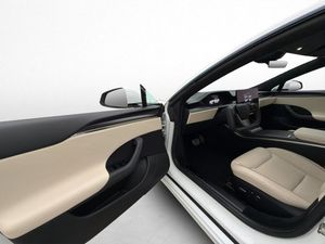 Tesla Model S bild 13