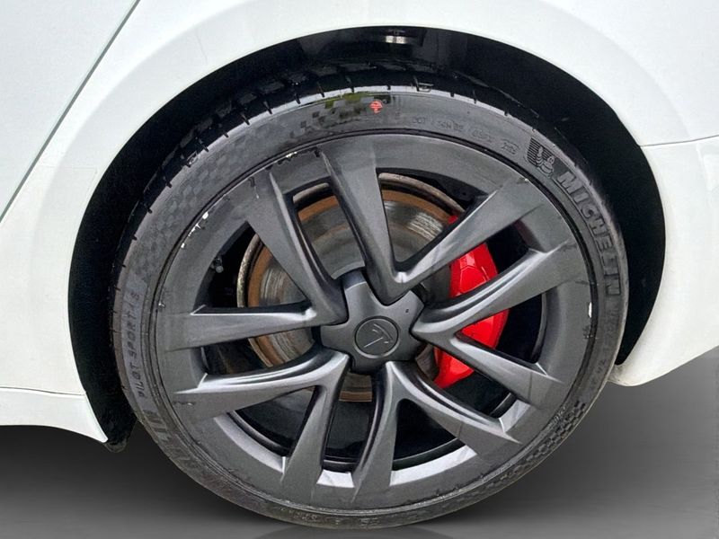 Tesla Model S bild 33
