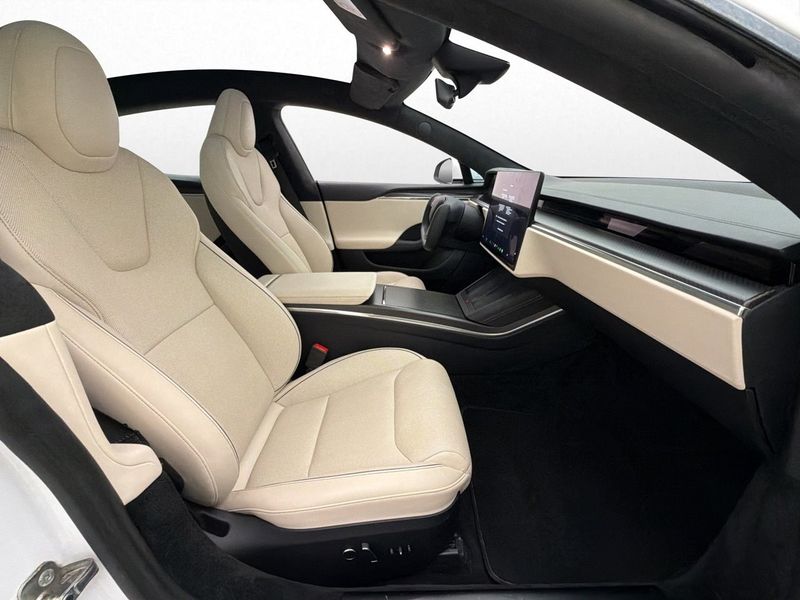 Tesla Model S bild 28