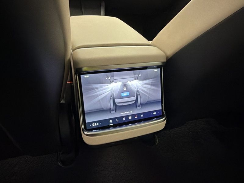 Tesla Model S bild 30