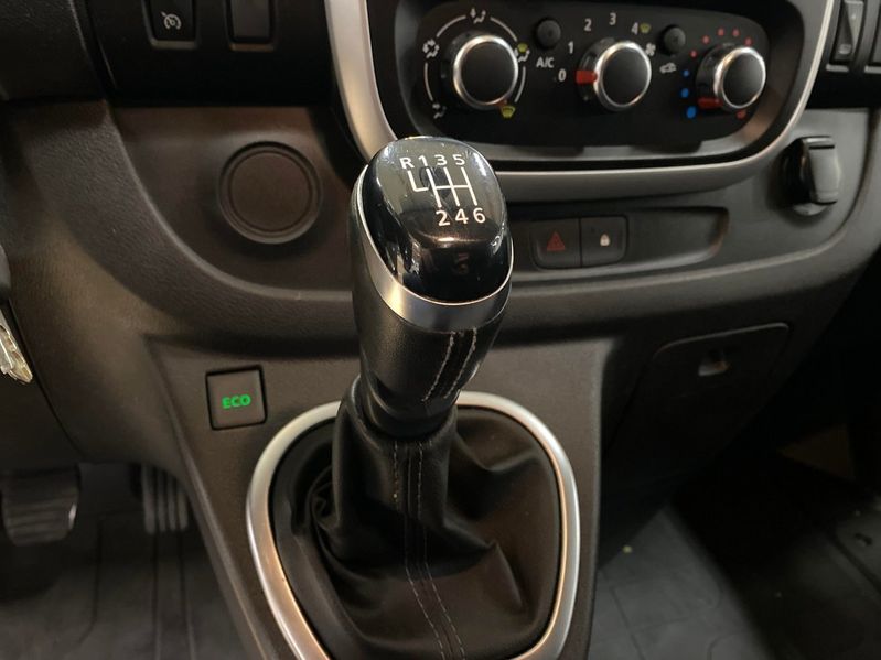 Renault Trafic bild 13