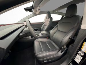 Tesla Model 3 bild 15
