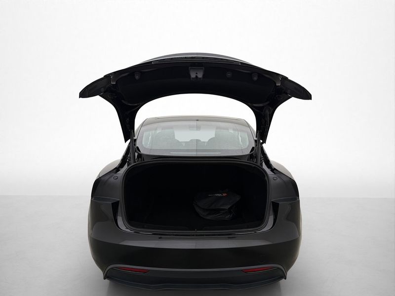 Tesla Model 3 bild 11