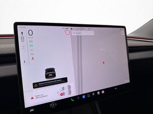 Tesla Model 3 bild 18