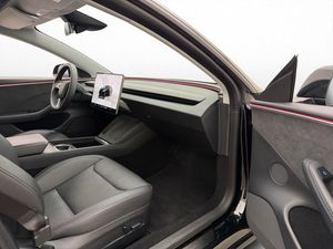 Tesla Model 3 bild 25