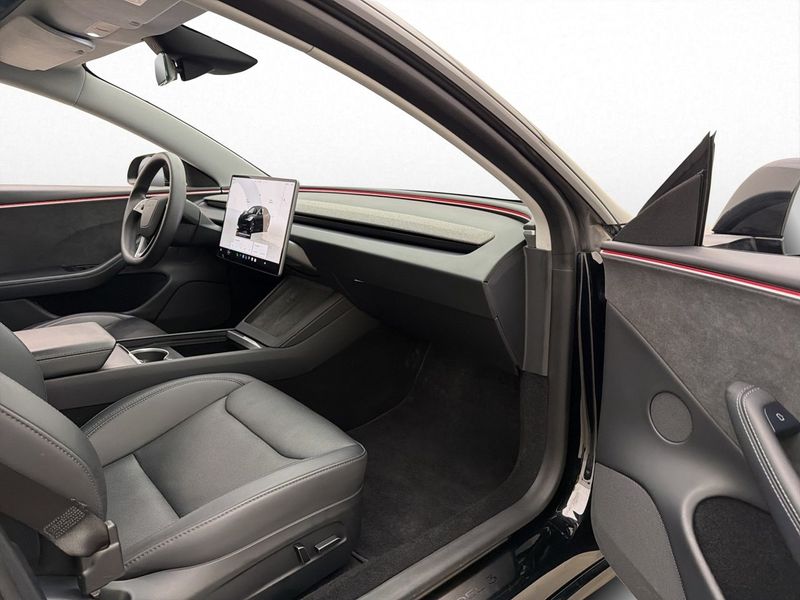Tesla Model 3 bild 25
