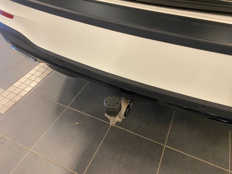 Mercedes GLC220 bild 16