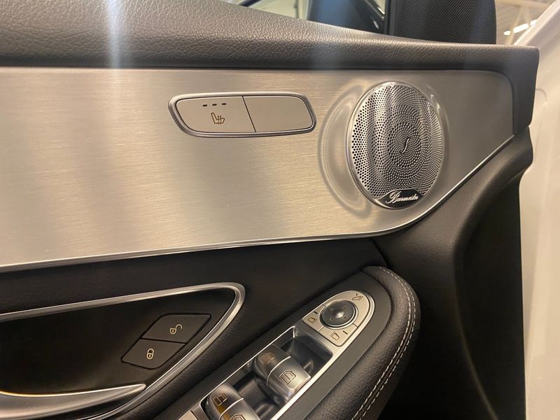 Mercedes GLC220 bild 15