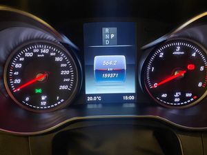 Mercedes GLC220 bild 9