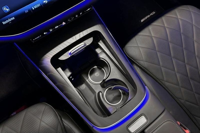 Mercedes E450 bild 12