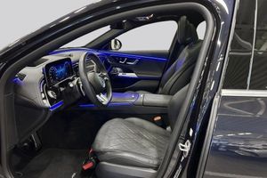 Mercedes E450 bild 8