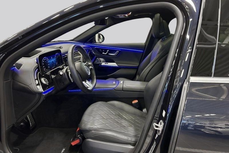 Mercedes E450 bild 8