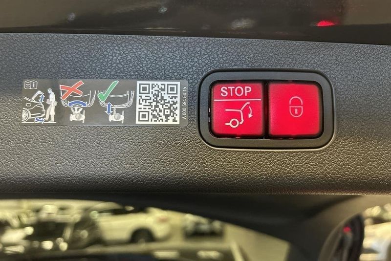 Mercedes E450 bild 16