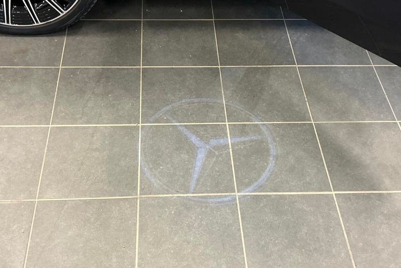 Mercedes E450 bild 30