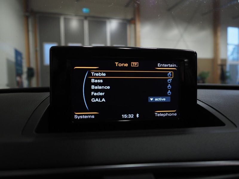 Audi Q3 bild 18