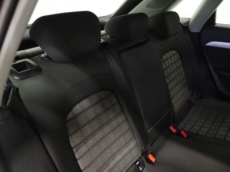 Audi Q3 bild 12