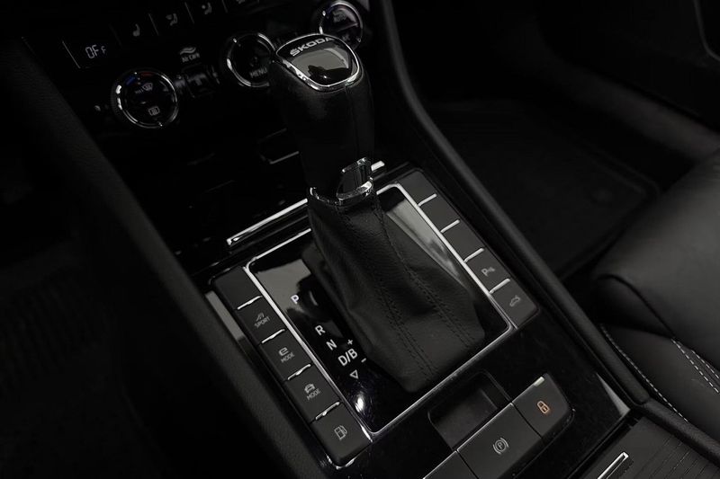 Skoda Superb bild 13