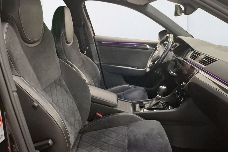 Skoda Superb bild 7