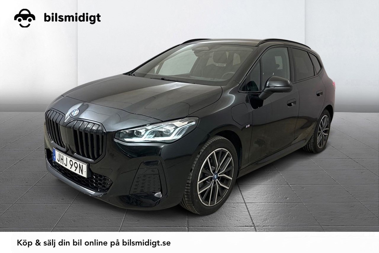 BMW 225