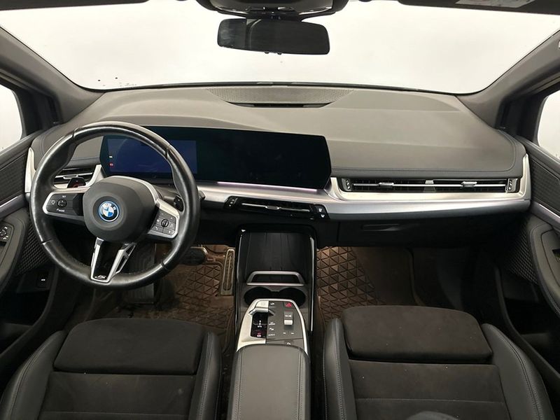 BMW 225 bild 8