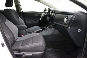 Toyota Auris bild 10
